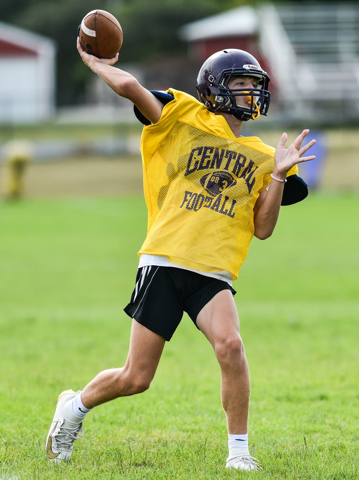 081519-qct-spt-dewitt-football-047a.JPG